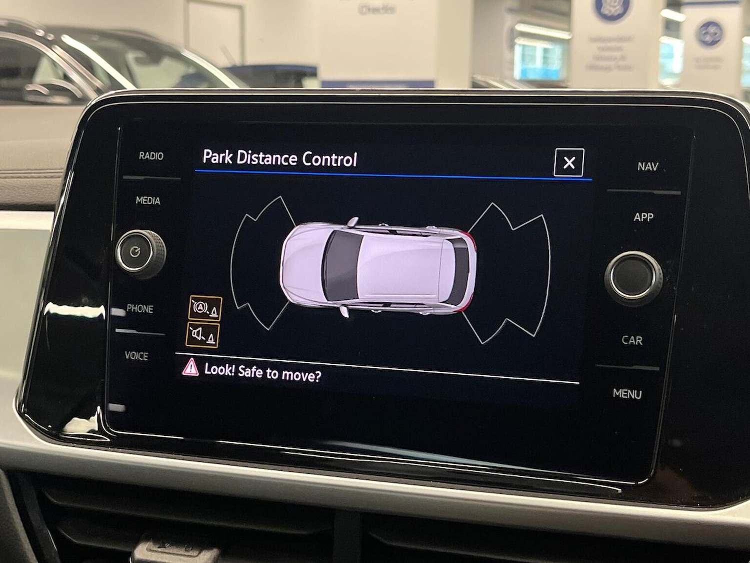 Used Volkswagen T-Roc 2022 for sale - 76319643: Photo 23