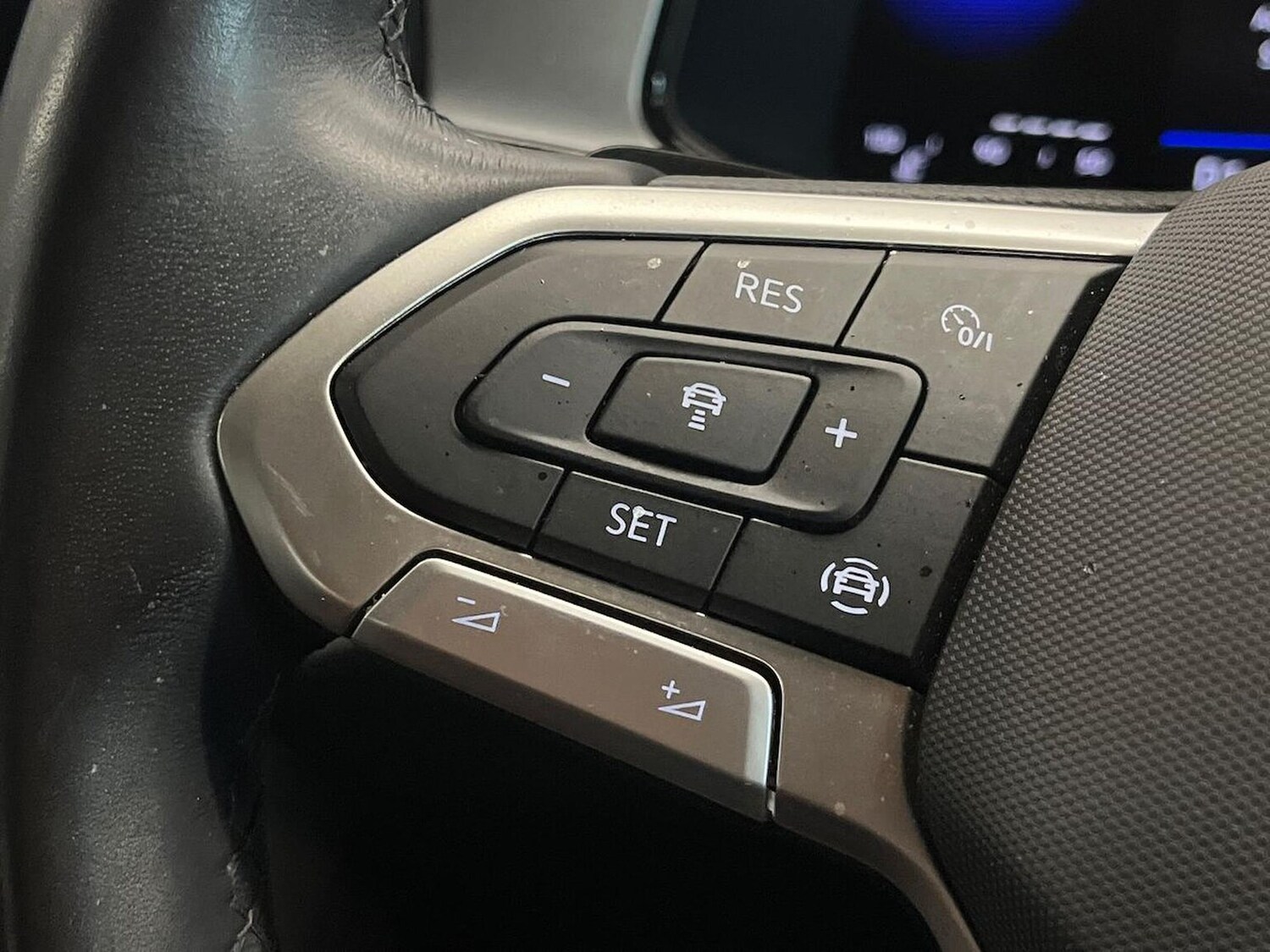 Used Volkswagen T-Roc 2022 for sale - 76319643: Photo 26