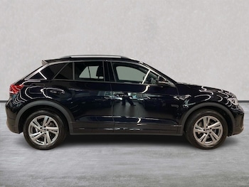 Used Volkswagen T-Roc 2023 for sale - 79410535: Photo