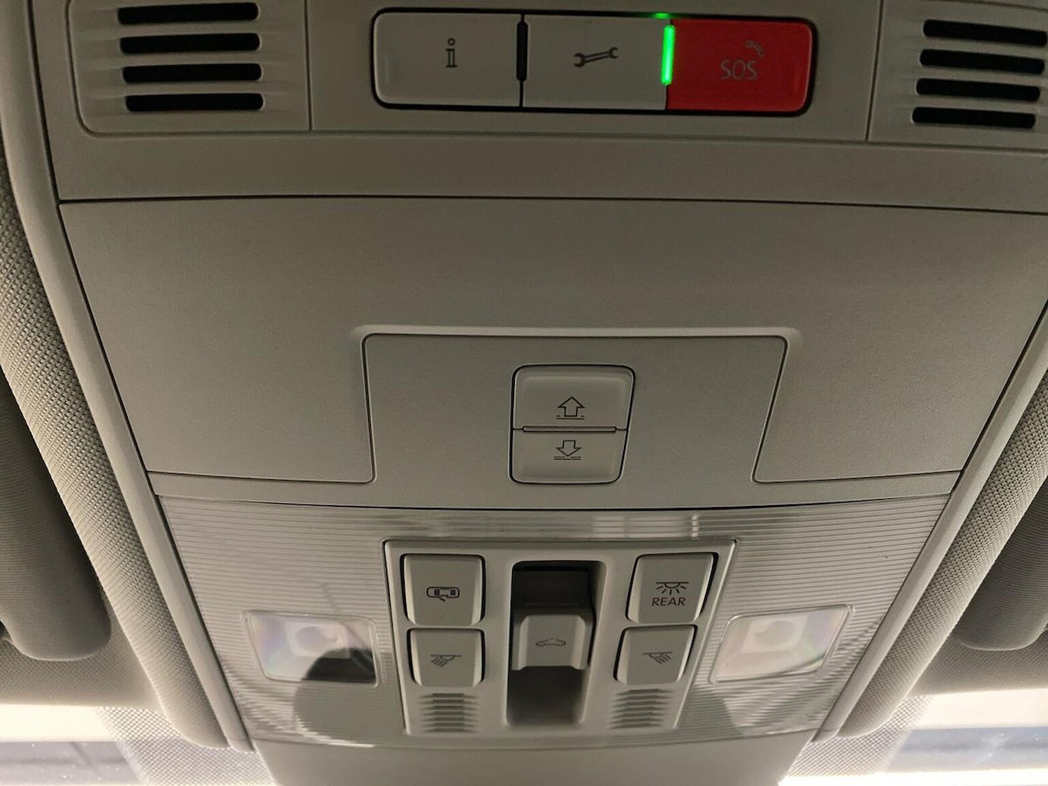 Used Volkswagen Touran 2025 for sale - 77023464: Photo 16