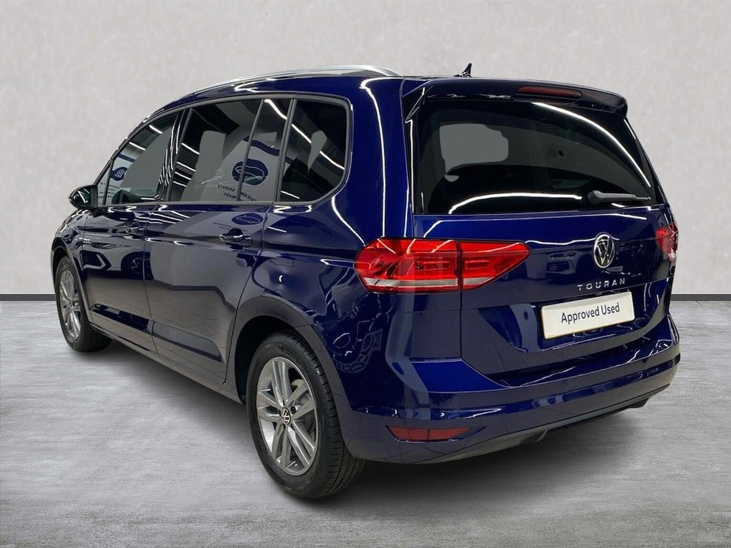 Used Volkswagen Touran 2025 for sale - 77023464: Photo 2