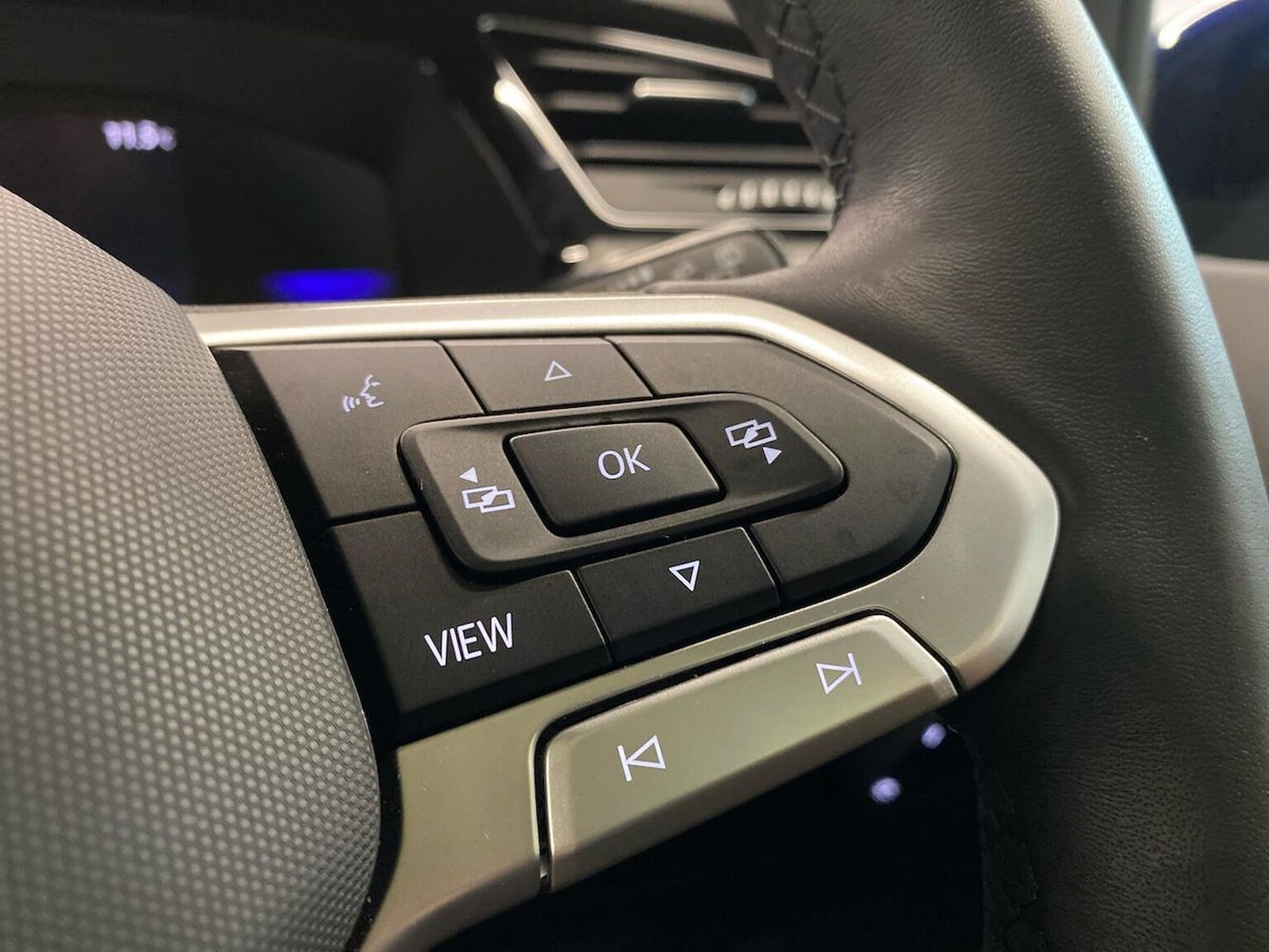 Used Volkswagen Touran 2025 for sale - 77023464: Photo 28