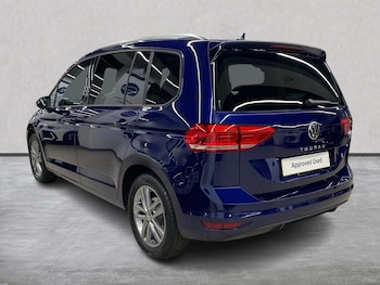 Used Volkswagen Touran 2025 for sale - 77023464: Photo