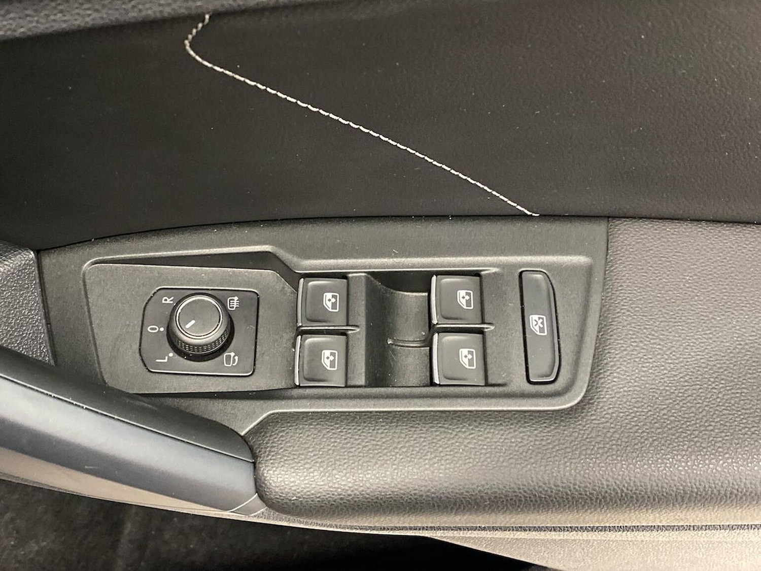 Used Volkswagen Tiguan 2022 for sale - 77062295: Photo 23