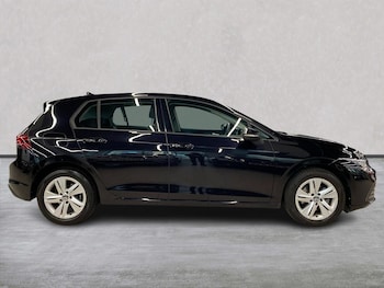 Used Volkswagen Golf 2021 for sale - 75490589: Photo