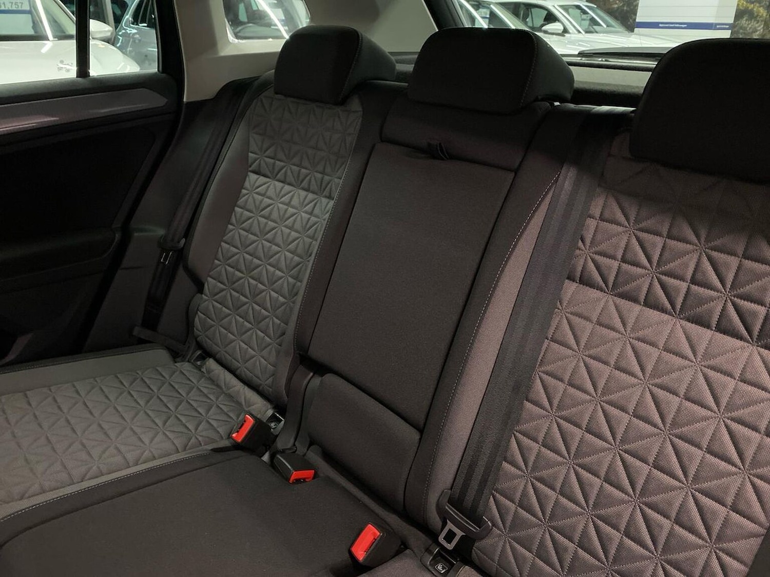 Used Volkswagen Tiguan 2021 for sale - 76605601: Photo 16