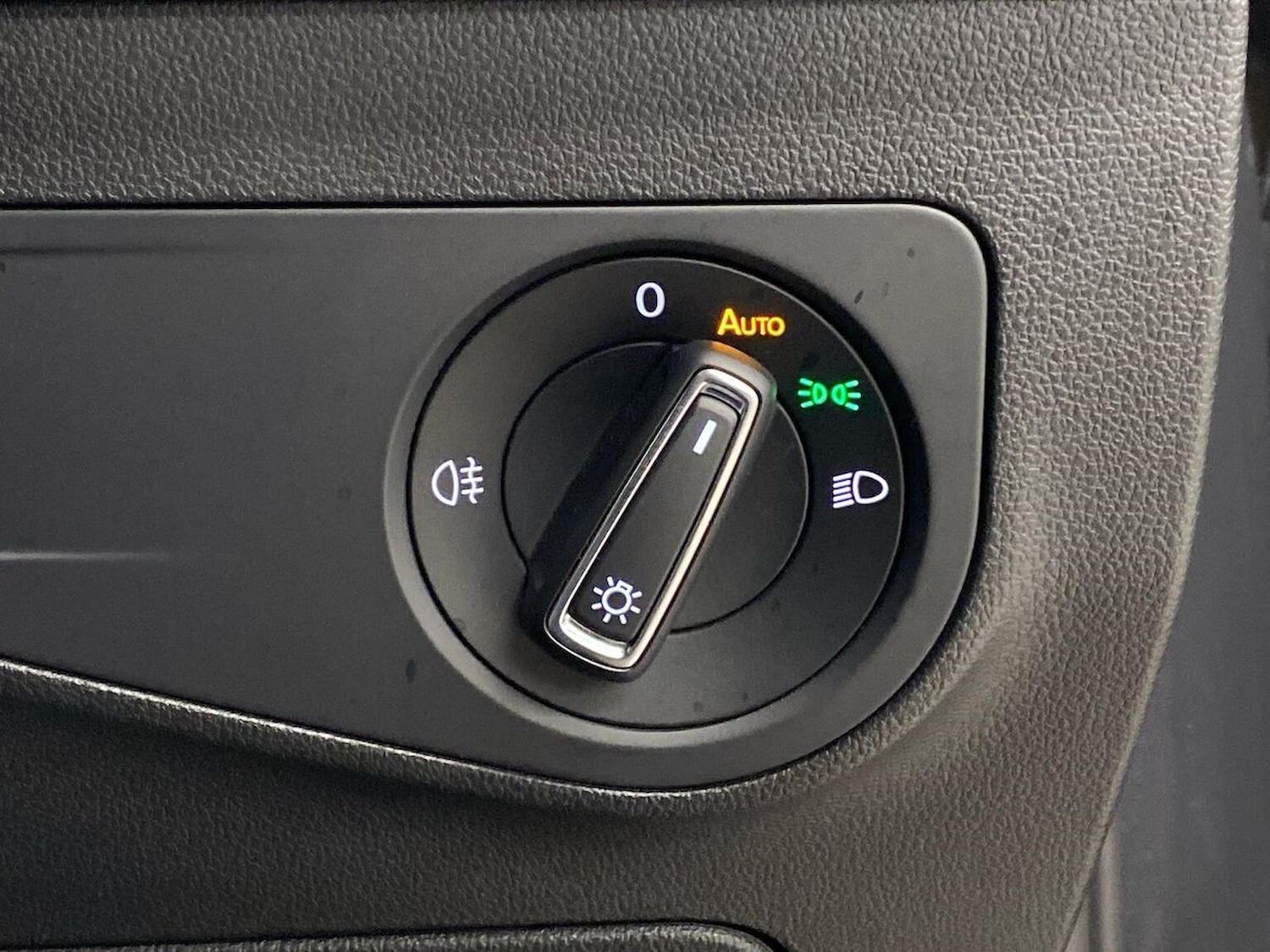 Used Volkswagen Tiguan 2021 for sale - 76605601: Photo 24