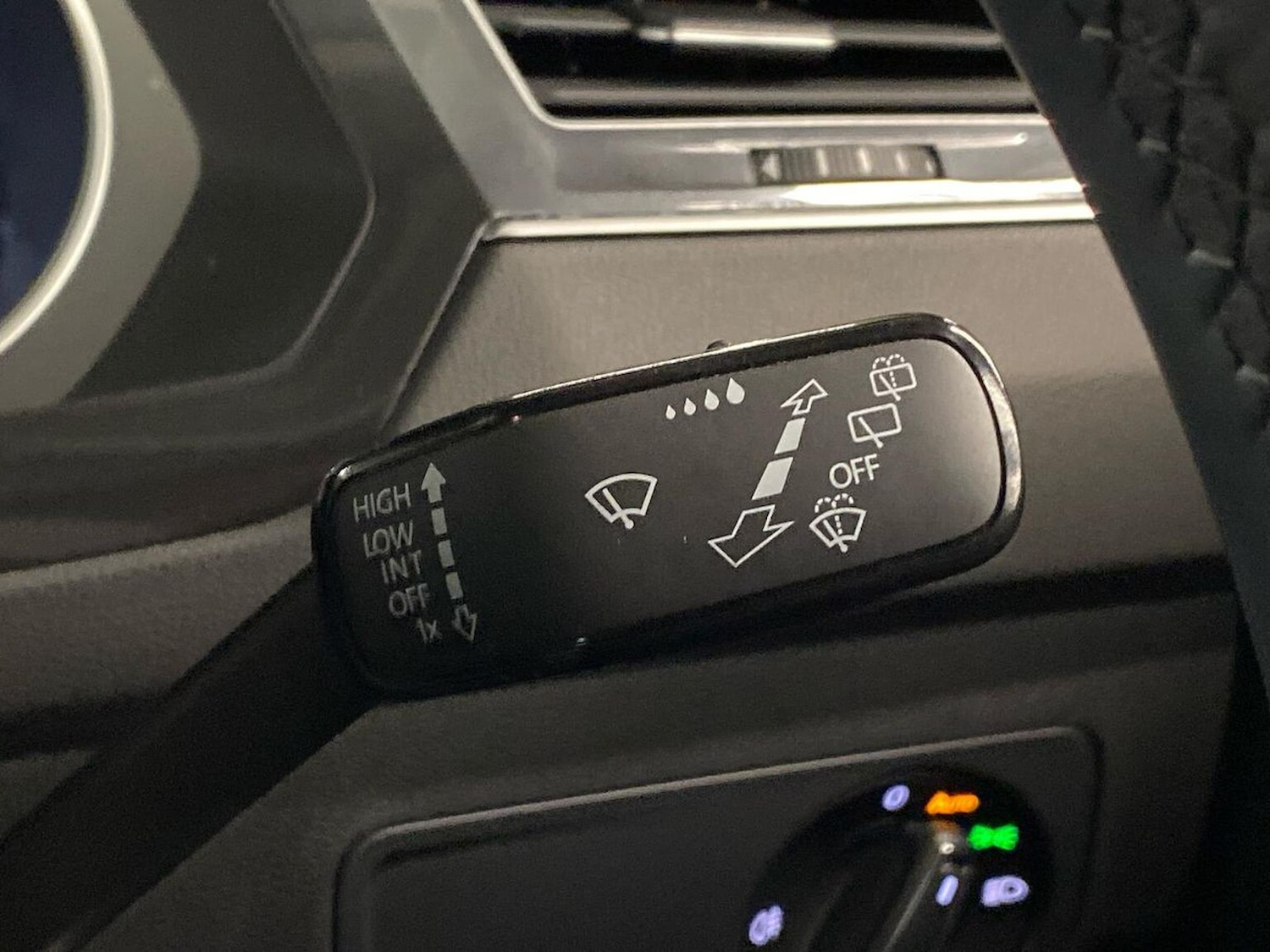 Used Volkswagen Tiguan 2021 for sale - 76605601: Photo 27