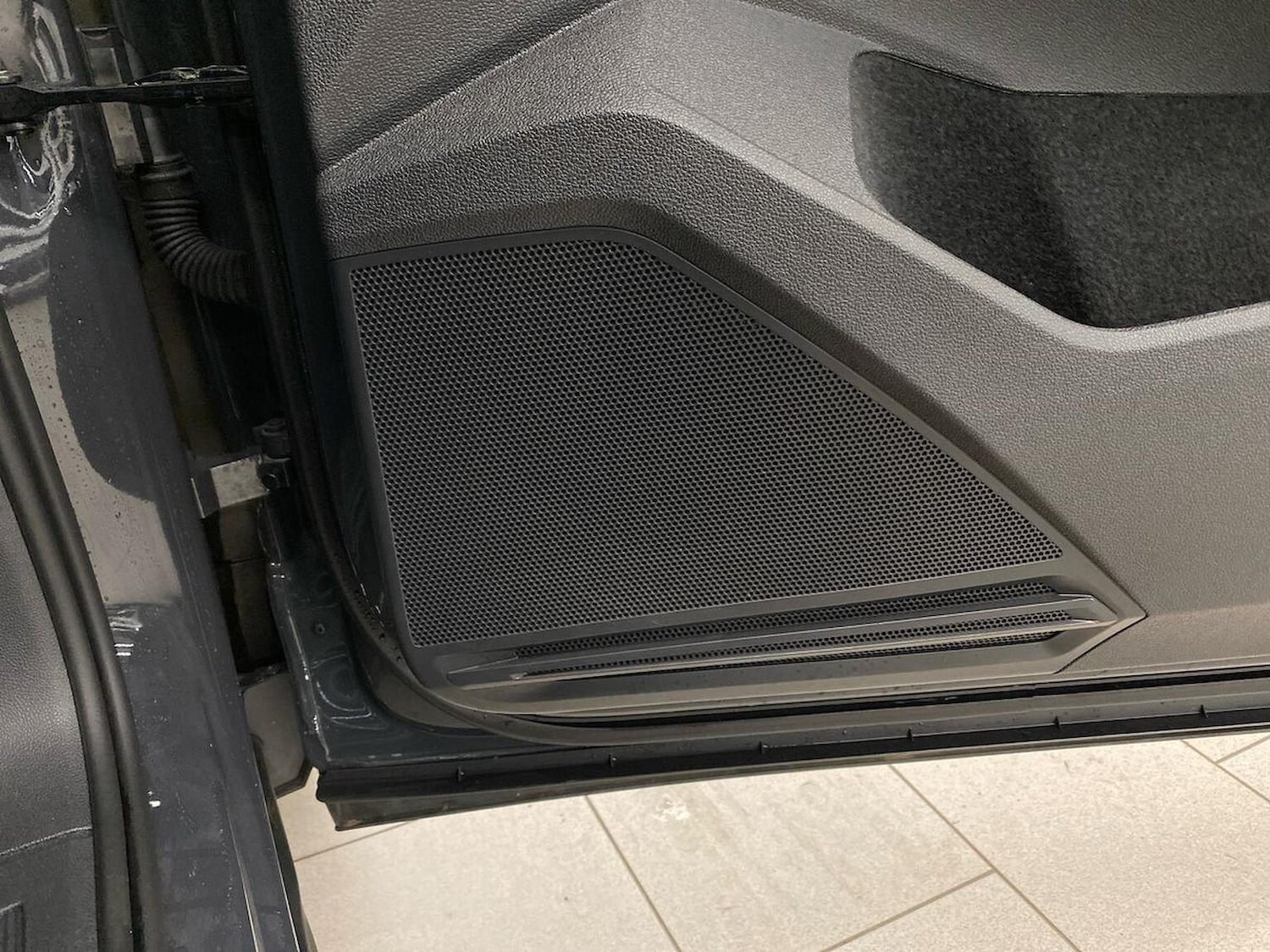 Used Volkswagen Tiguan 2021 for sale - 76605601: Photo 29