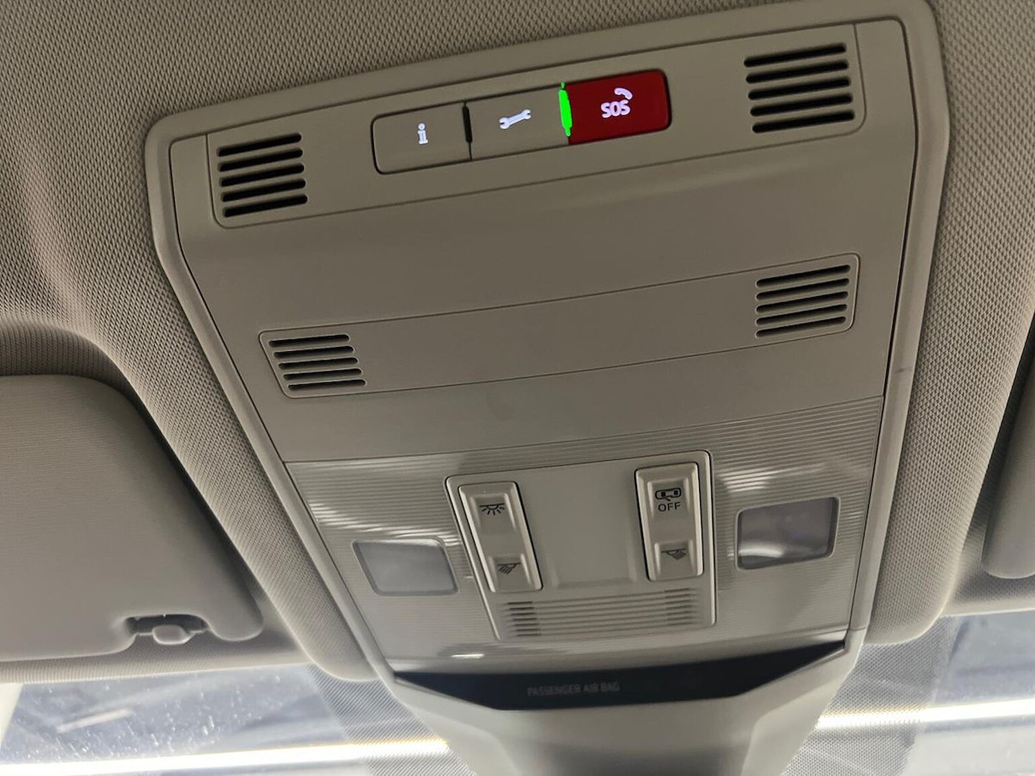 Used Volkswagen T-Roc 2024 for sale - 77946120: Photo 14