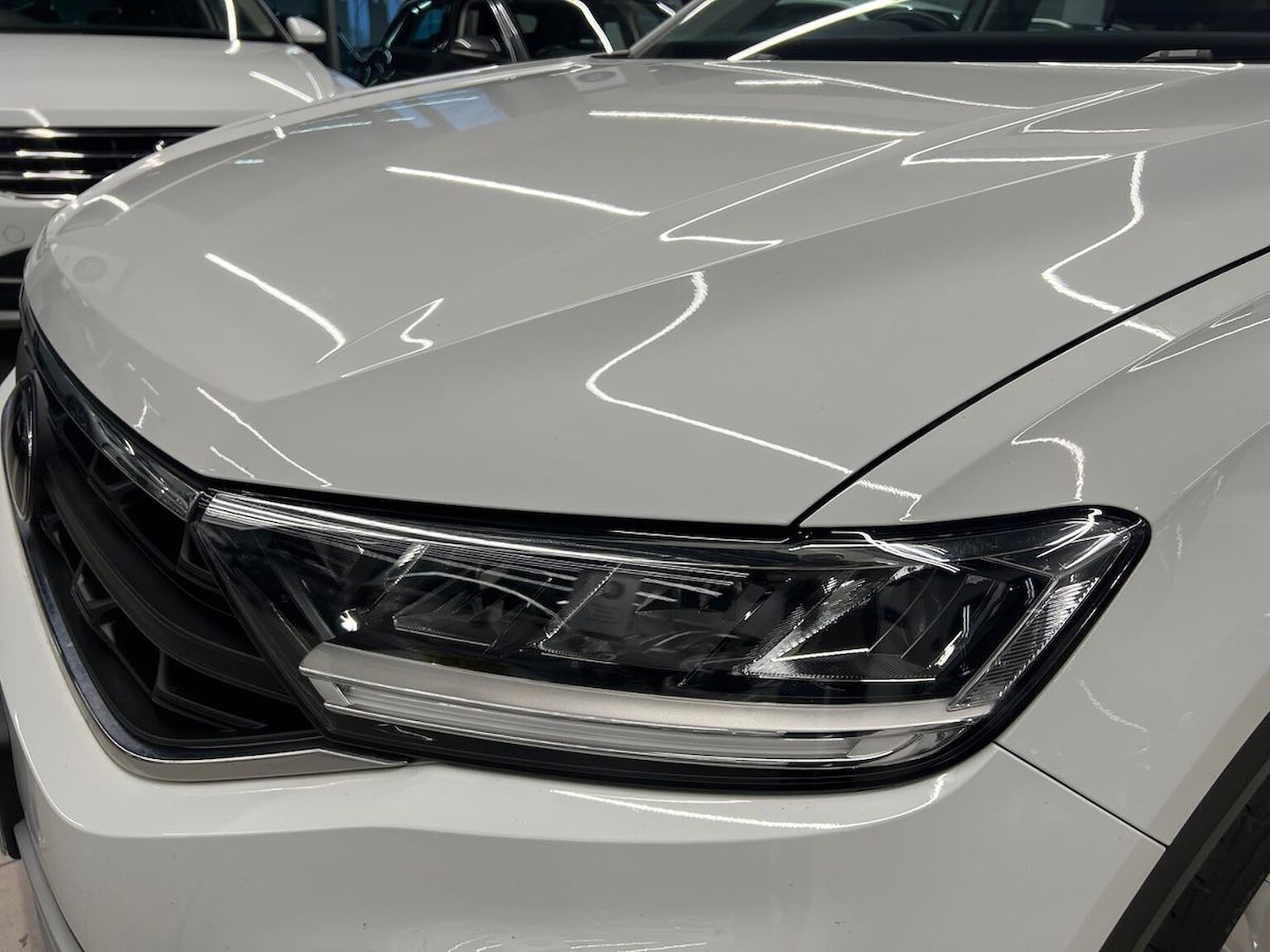 Used Volkswagen T-Roc 2024 for sale - 77946120: Photo 29