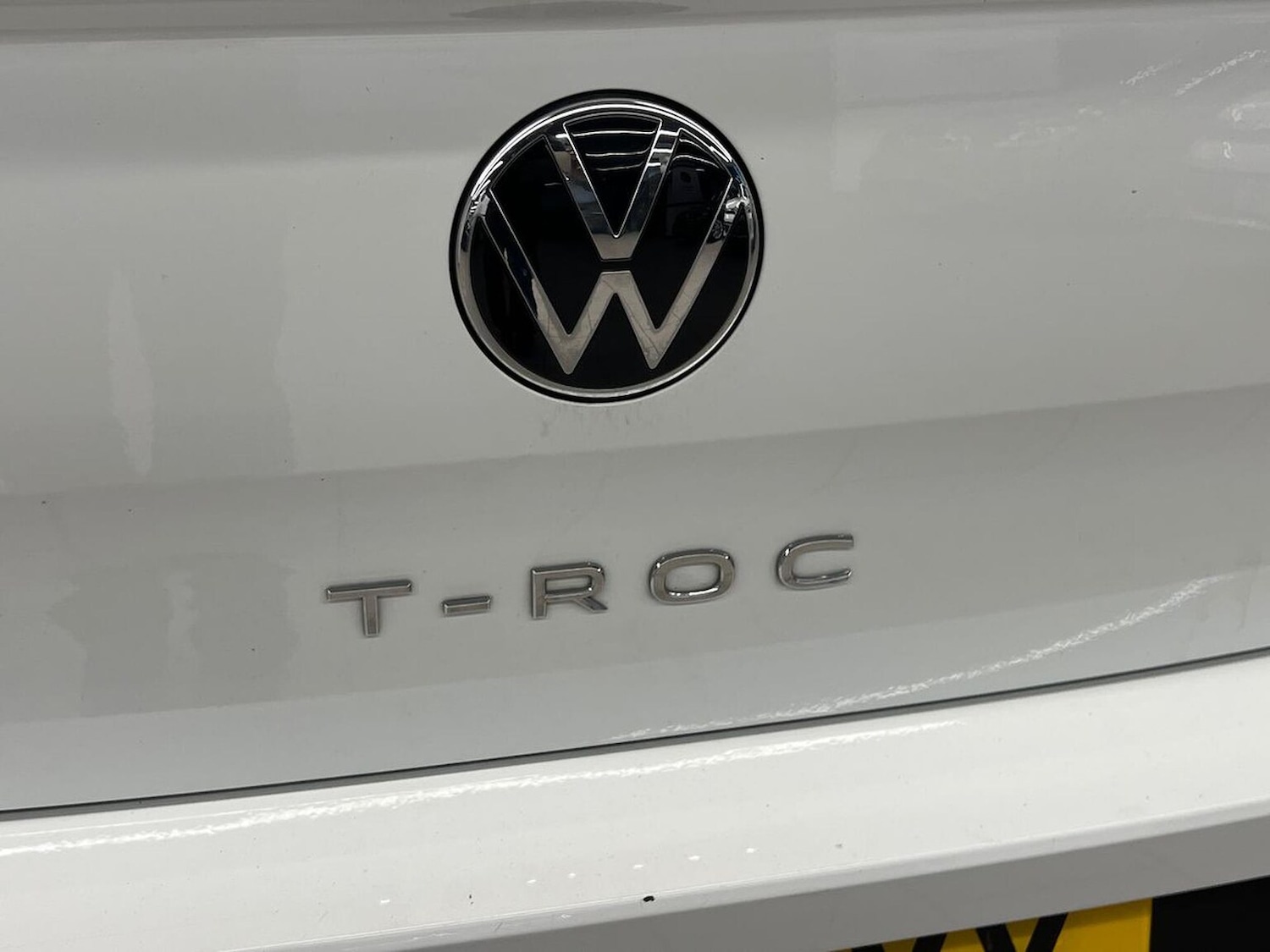 Used Volkswagen T-Roc 2024 for sale - 77946120: Photo 30