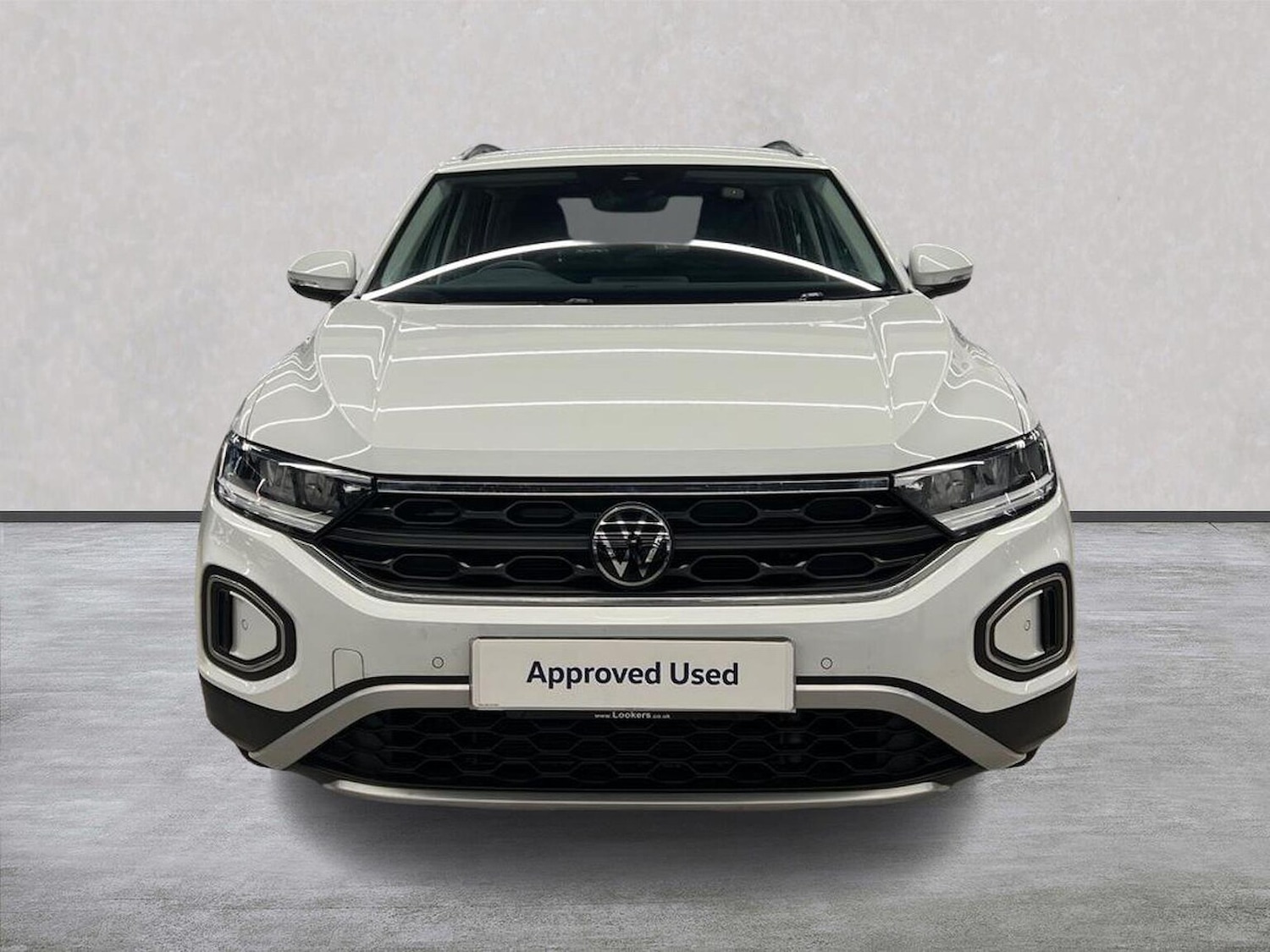 Used Volkswagen T-Roc 2024 for sale - 77946120: Photo 5