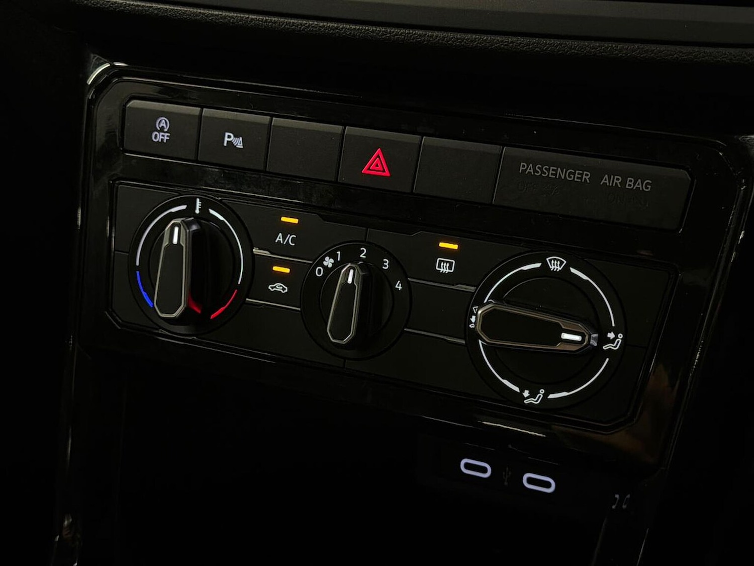 Used Volkswagen T-Cross 2021 for sale - 76331065: Photo 12