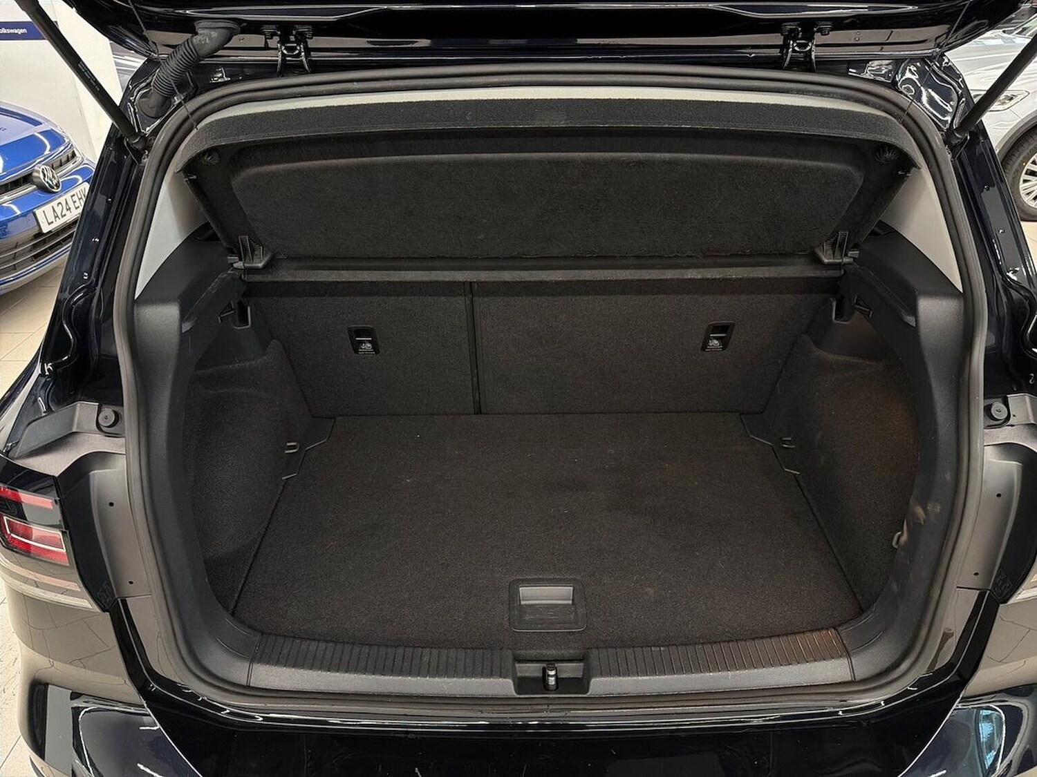 Used Volkswagen T-Cross 2021 for sale - 76331065: Photo 17