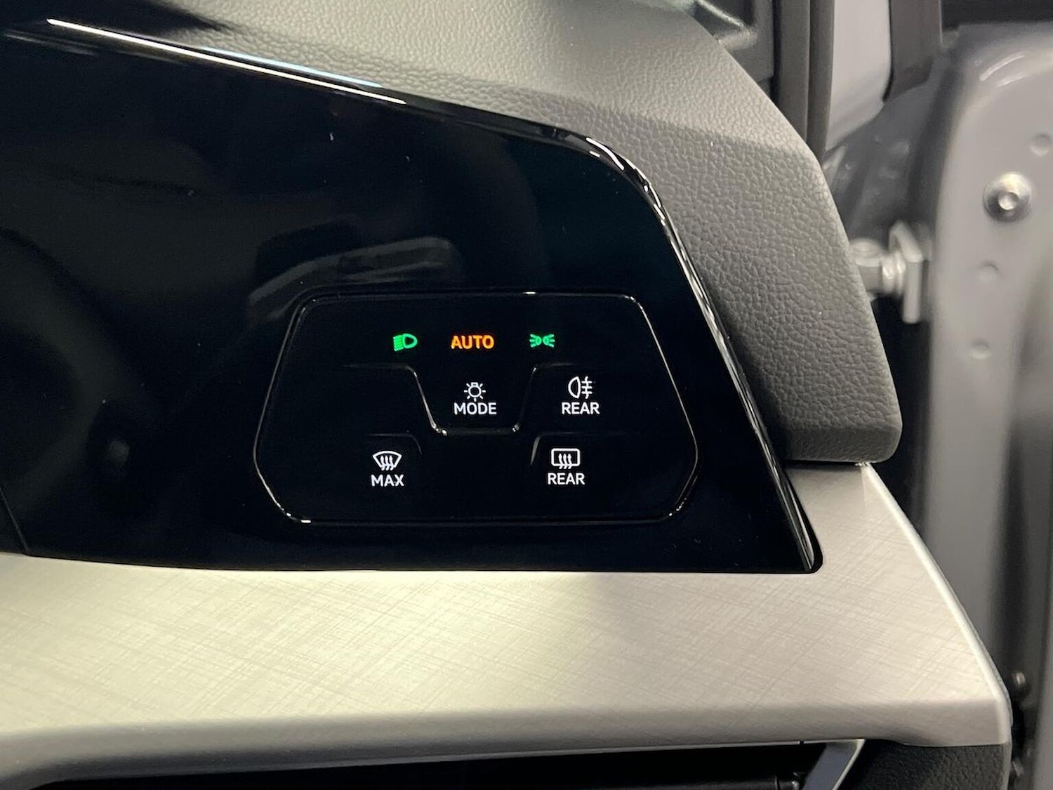 Used Volkswagen Golf 2025 for sale - 77555279: Photo 24