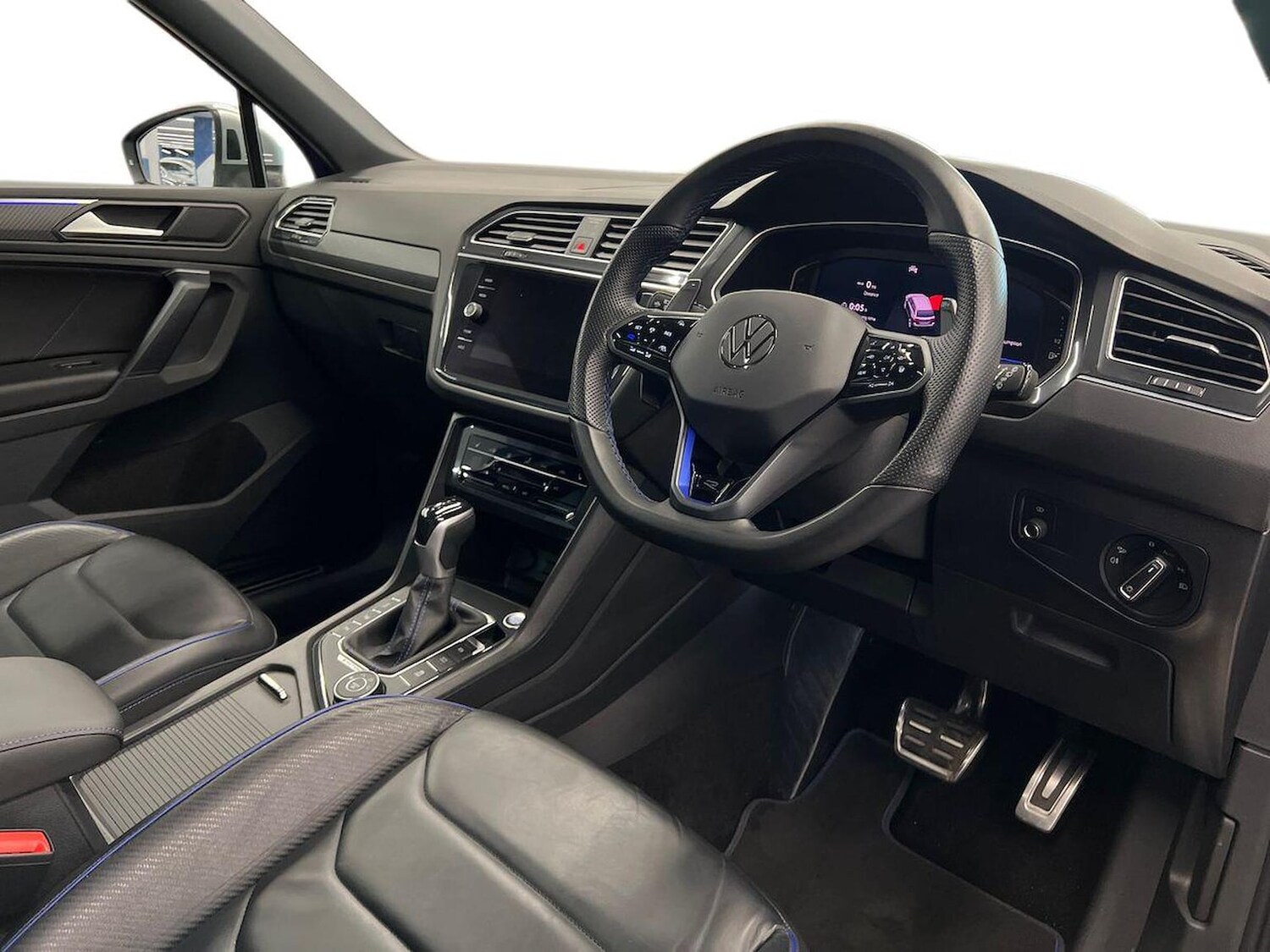 Used Volkswagen Tiguan 2023 for sale - 78195275: Photo 15