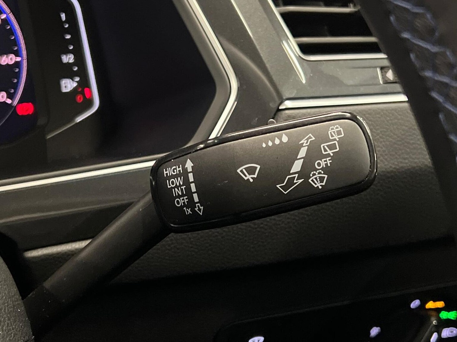 Used Volkswagen Tiguan 2023 for sale - 78195275: Photo 27