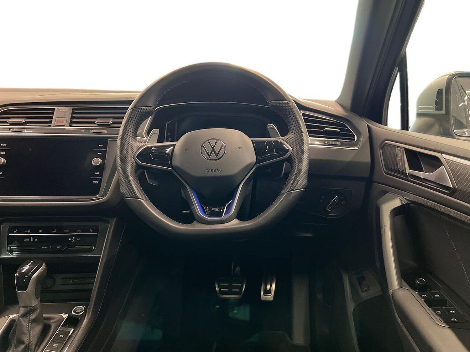 Used Volkswagen Tiguan 2023 for sale - 78195275: Photo 9