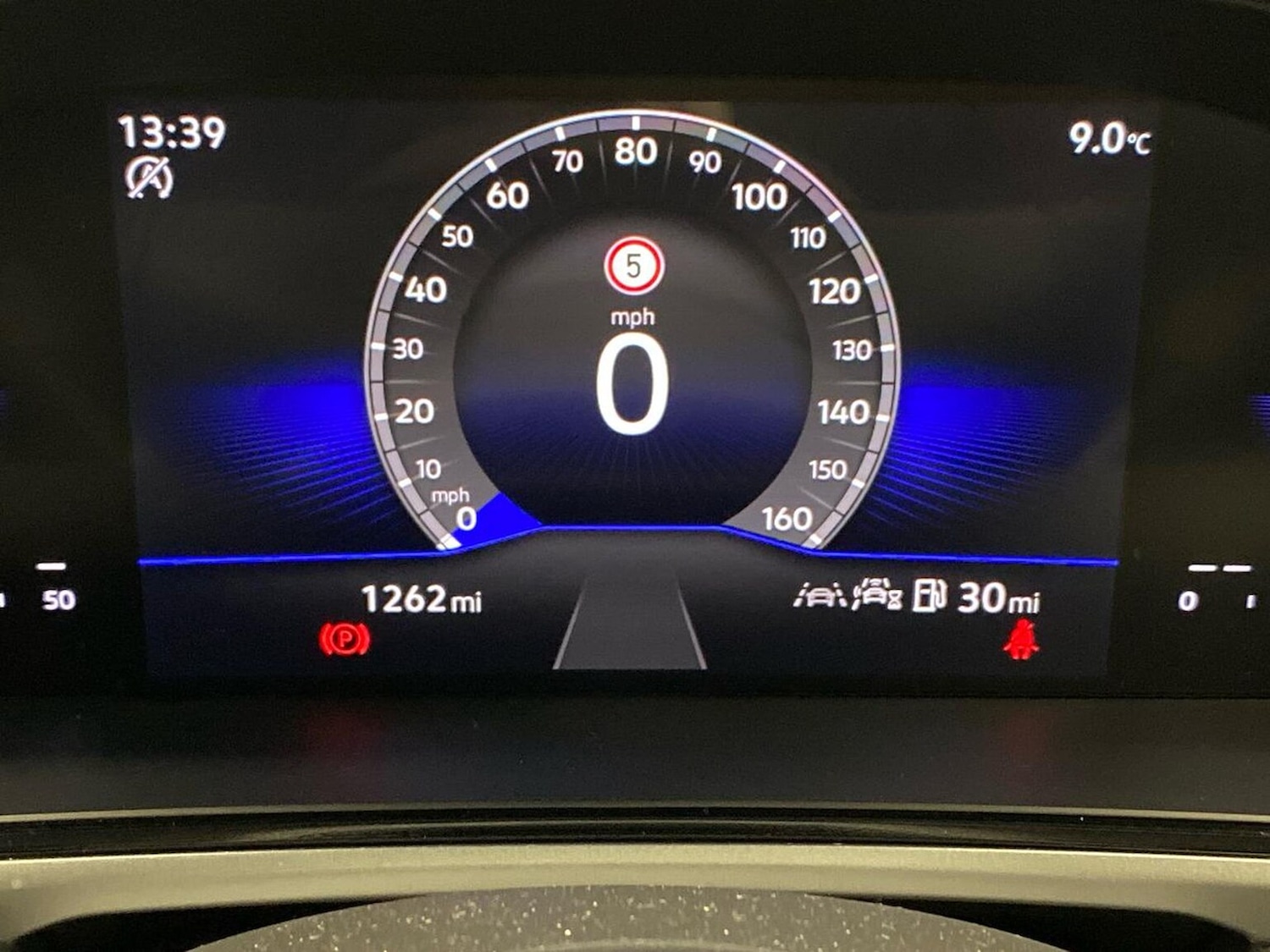 Used Volkswagen T-Roc 2025 for sale - 76832035: Photo 10