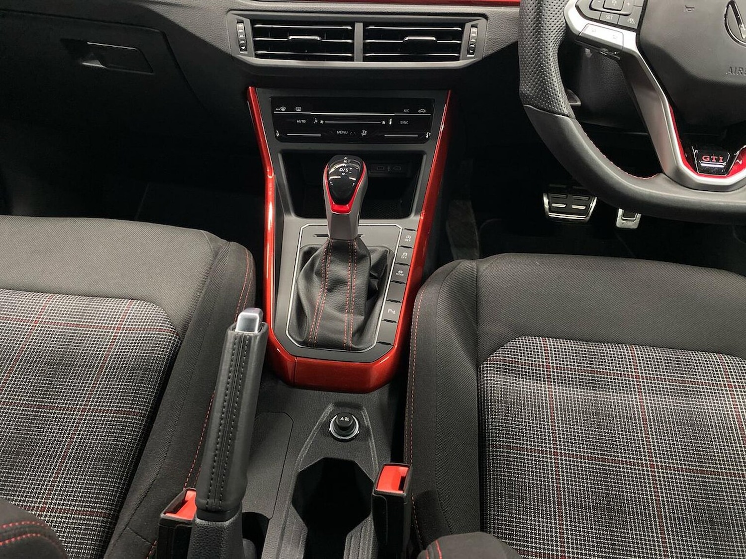 Used Volkswagen Polo 2024 for sale - 76951203: Photo 14