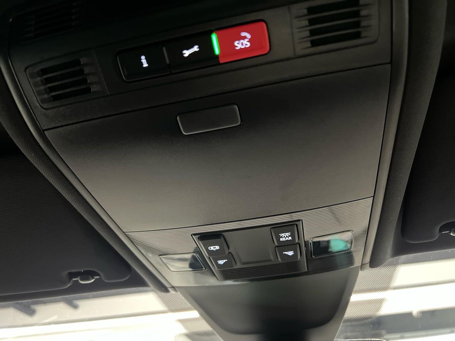 Used Volkswagen Tiguan 2023 for sale - 78195151: Photo 14