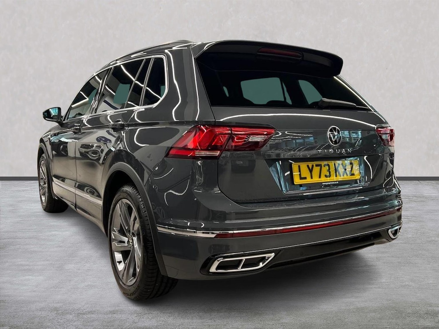 Used Volkswagen Tiguan 2023 for sale - 78195151: Photo 2