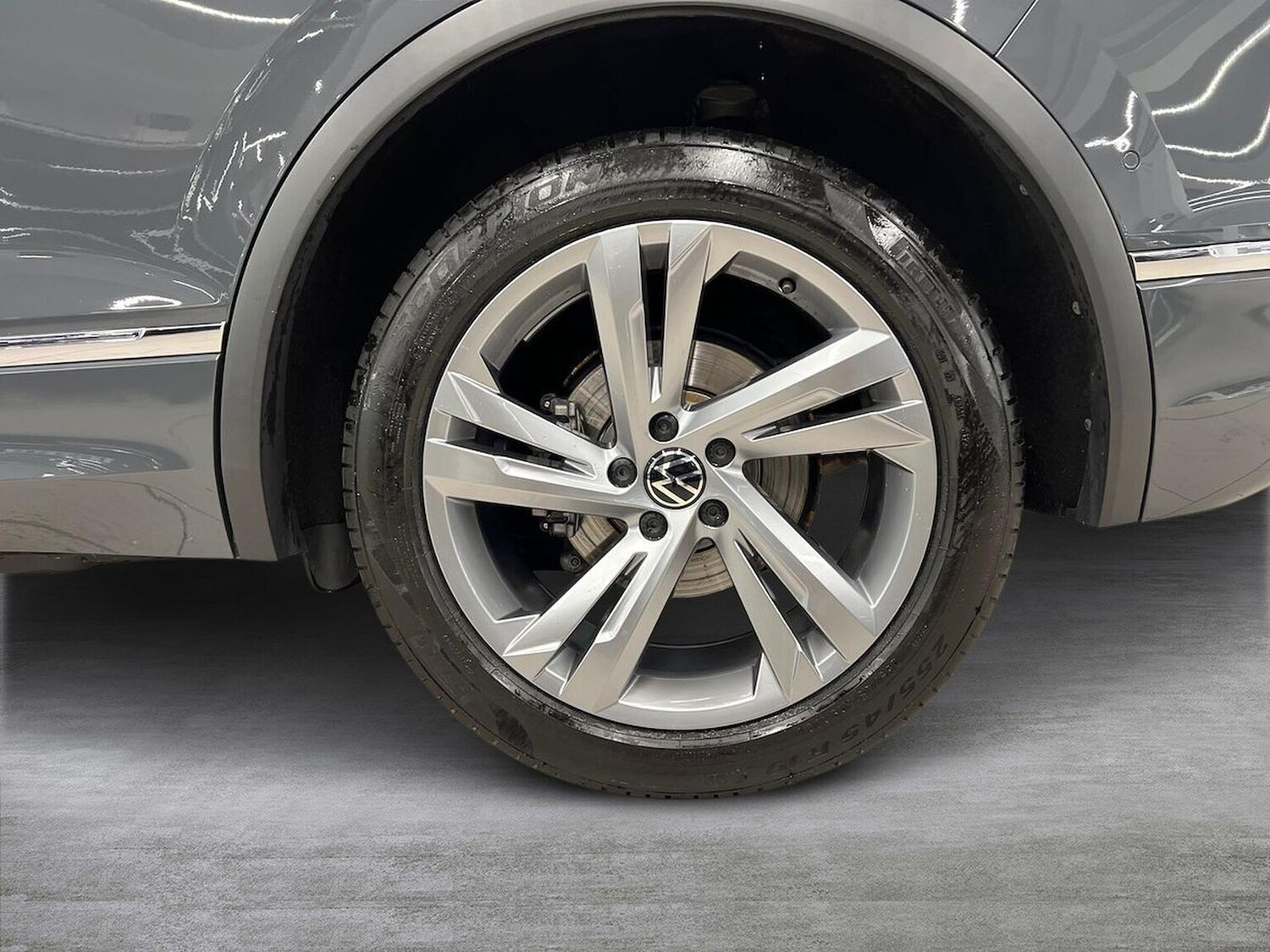 Used Volkswagen Tiguan 2023 for sale - 78195151: Photo 6