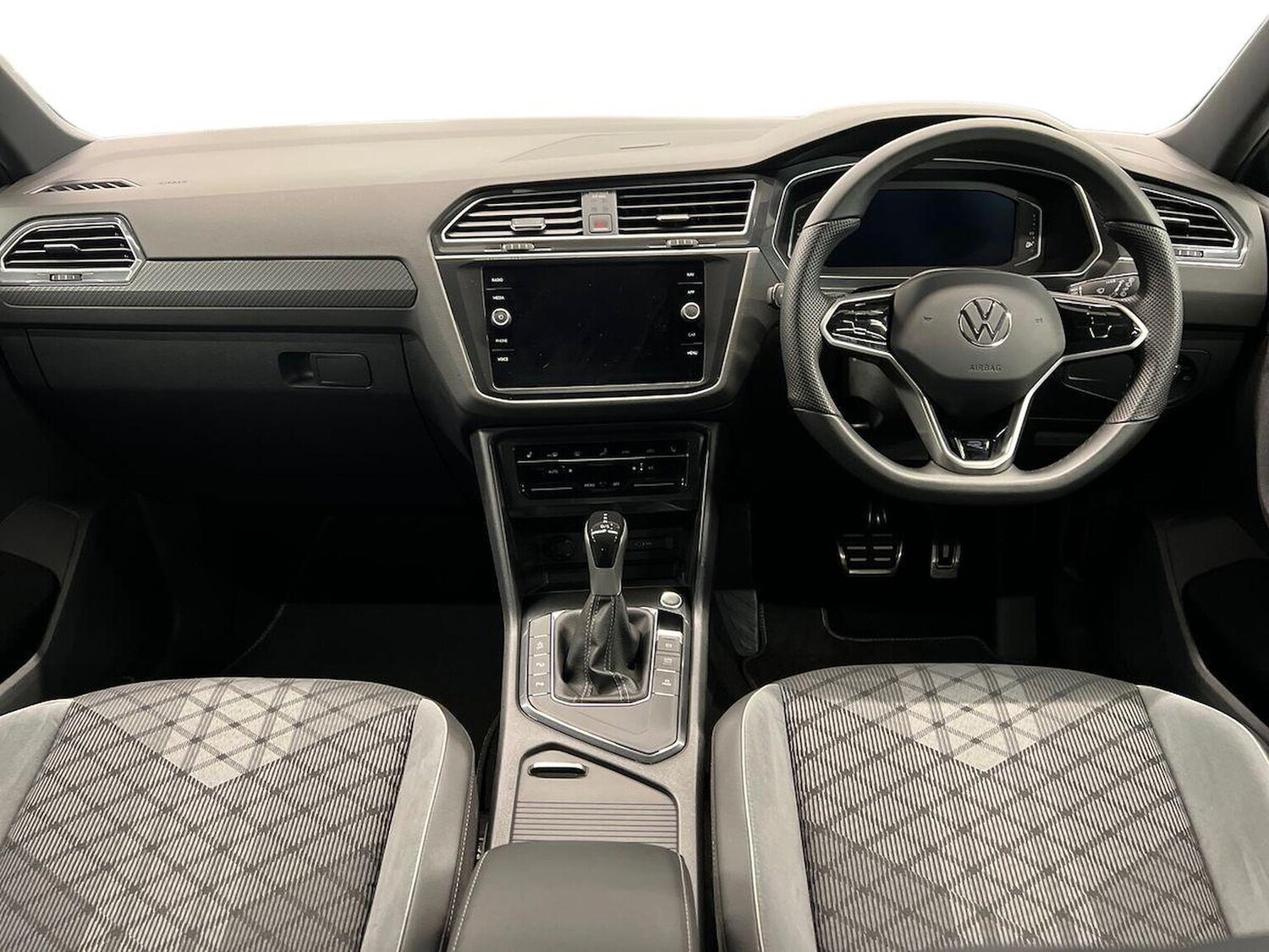 Used Volkswagen Tiguan 2023 for sale - 78195151: Photo 8