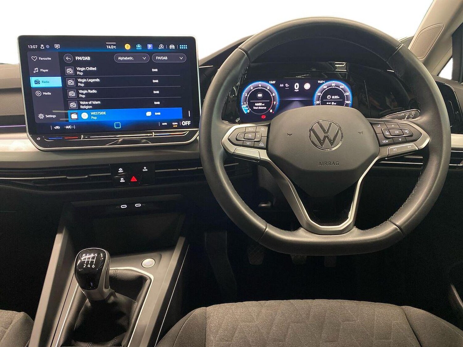 Used Volkswagen Golf 2024 for sale - 78139566: Photo 9