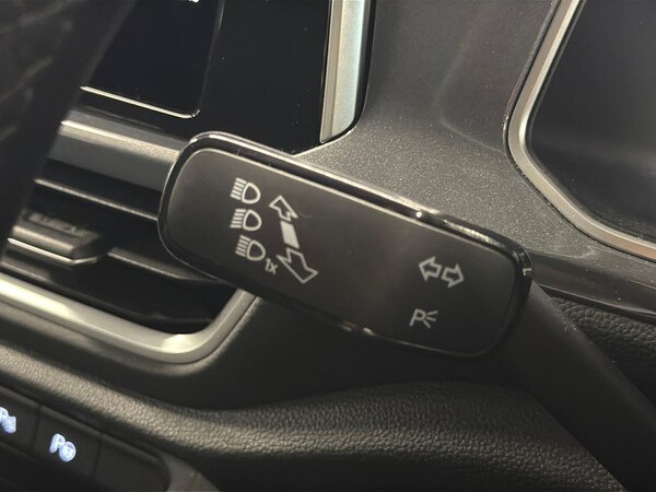Used Volkswagen T-Roc 2024 for sale - 76107182: Photo 29