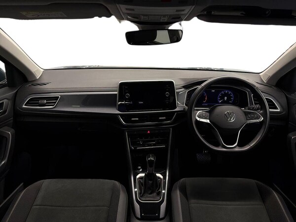 Used Volkswagen T-Roc 2024 for sale - 76107182: Photo 8
