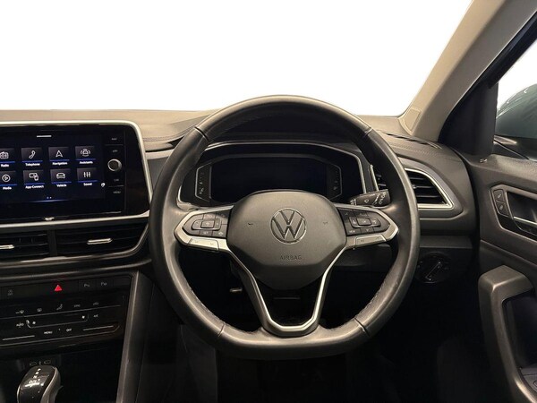 Used Volkswagen T-Roc 2024 for sale - 76107182: Photo 9