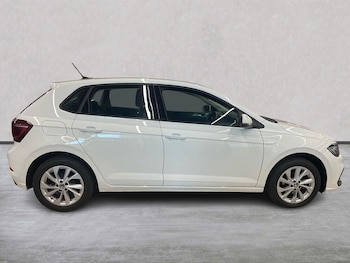 Used Volkswagen Polo 2024 for sale - 79320734: Photo