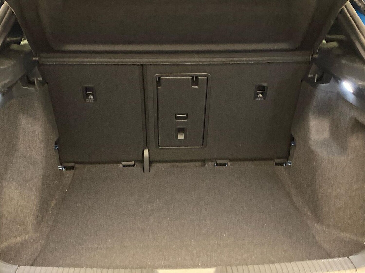 Used Volkswagen ID.4 2024 for sale - 76605602: Photo 17