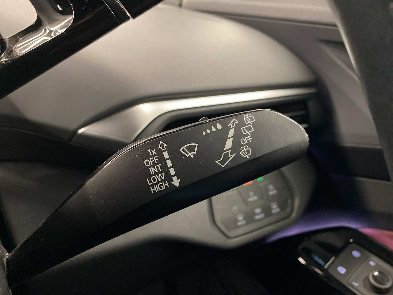 Used Volkswagen ID.4 2021 for sale - 76832034: Photo 28