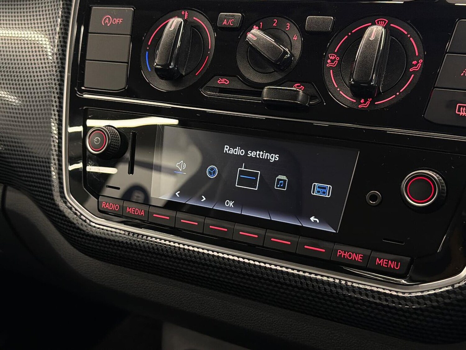 Used Volkswagen up! 2022 for sale - 76477325: Photo 24