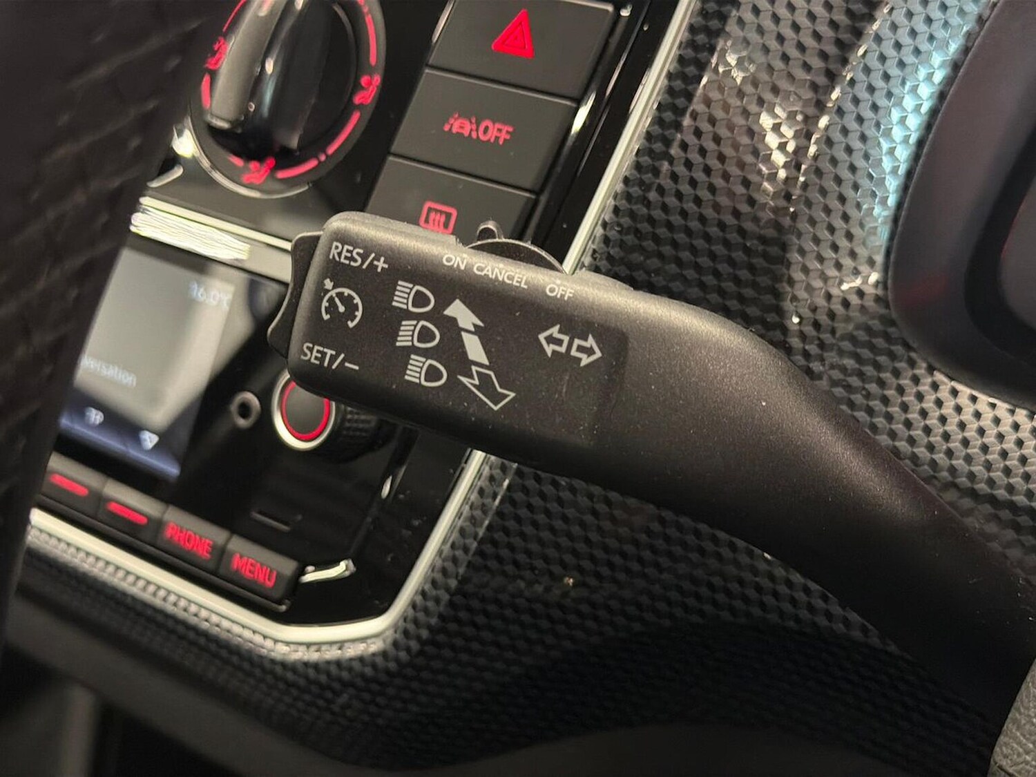 Used Volkswagen up! 2022 for sale - 76477325: Photo 28