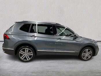 Used Volkswagen Tiguan Allspace 2022 for sale - 77487840: Photo