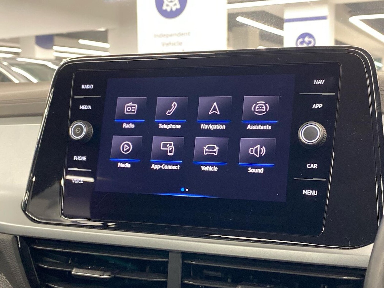 Used Volkswagen T-Roc 2022 for sale - 77830506: Photo 24