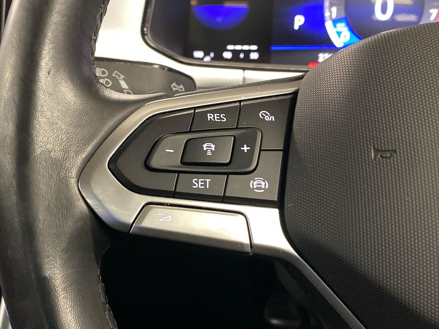 Used Volkswagen T-Roc 2022 for sale - 77830506: Photo 26