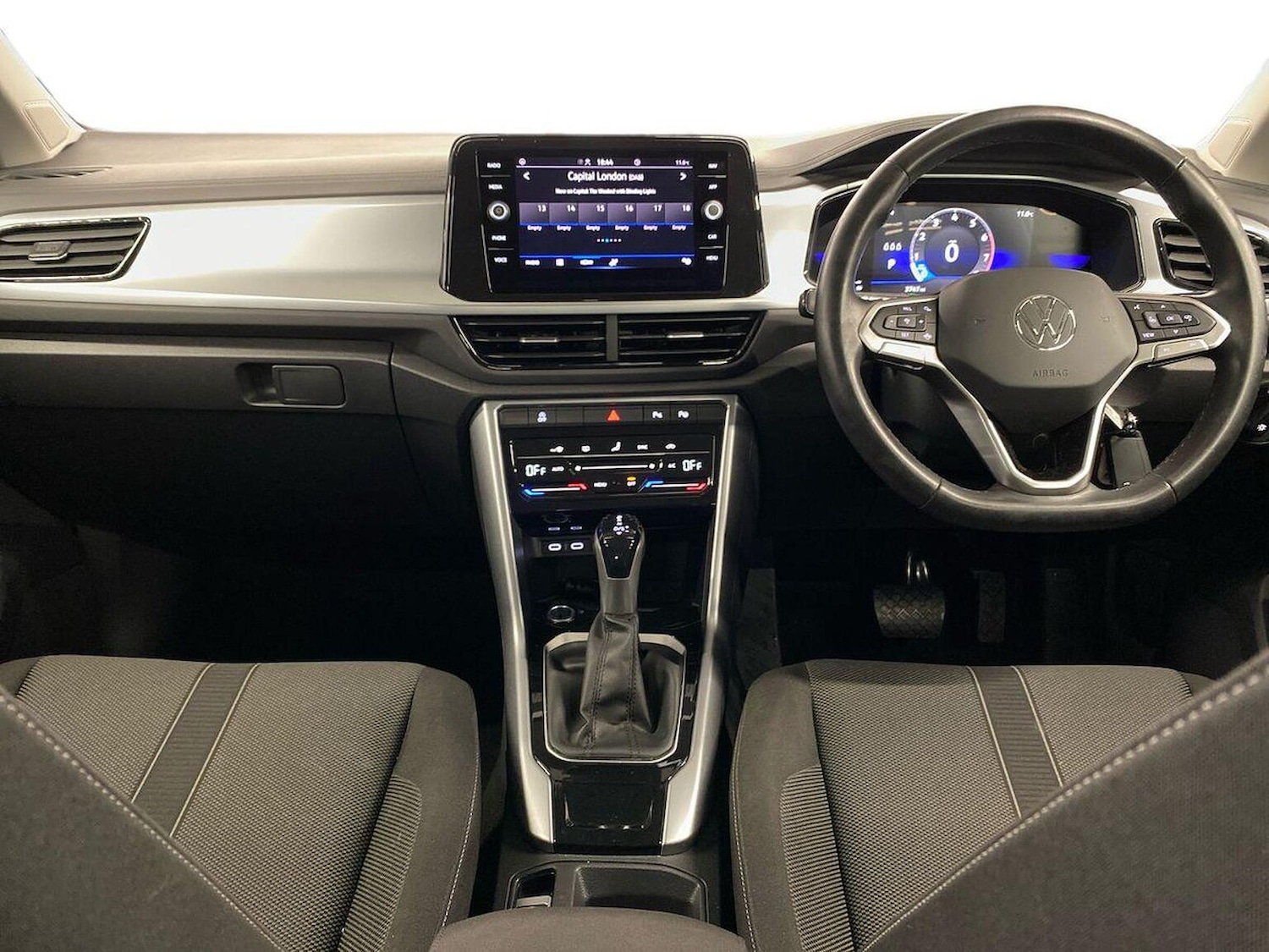 Used Volkswagen T-Roc 2022 for sale - 77830506: Photo 8