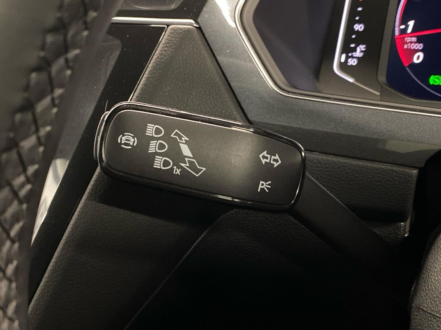 Used Volkswagen Tiguan 2023 for sale - 77701367: Photo 29