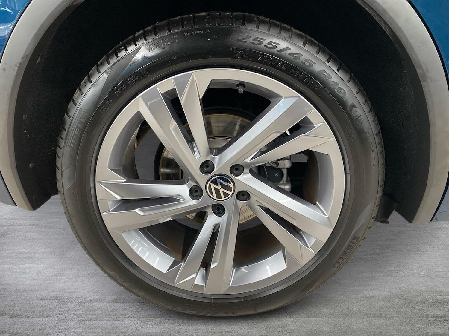 Used Volkswagen Tiguan 2023 for sale - 77701367: Photo 6