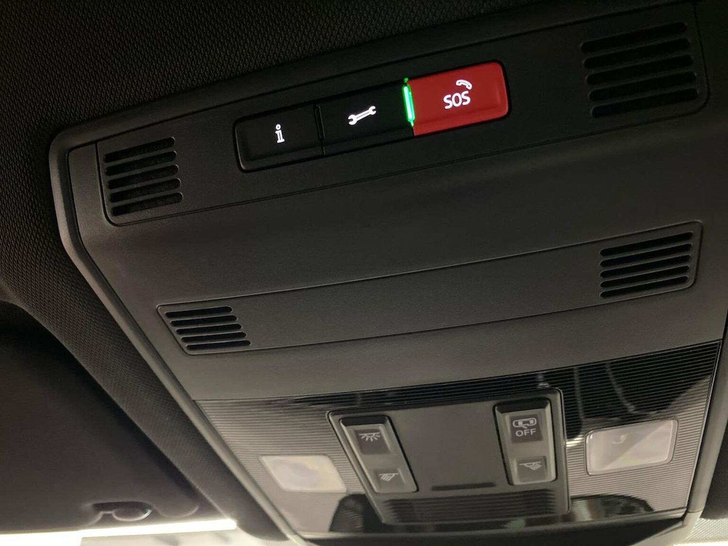 Used Volkswagen T-Roc 2026 for sale - 77888628: Photo 14