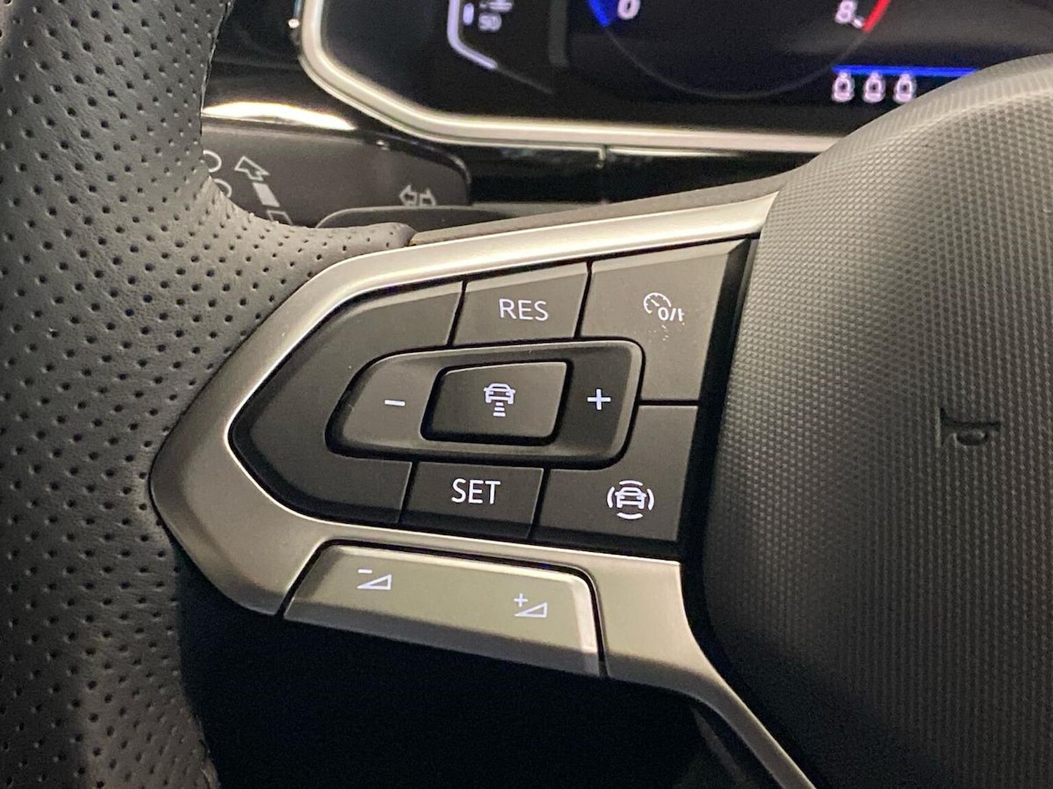 Used Volkswagen T-Roc 2026 for sale - 77888628: Photo 26