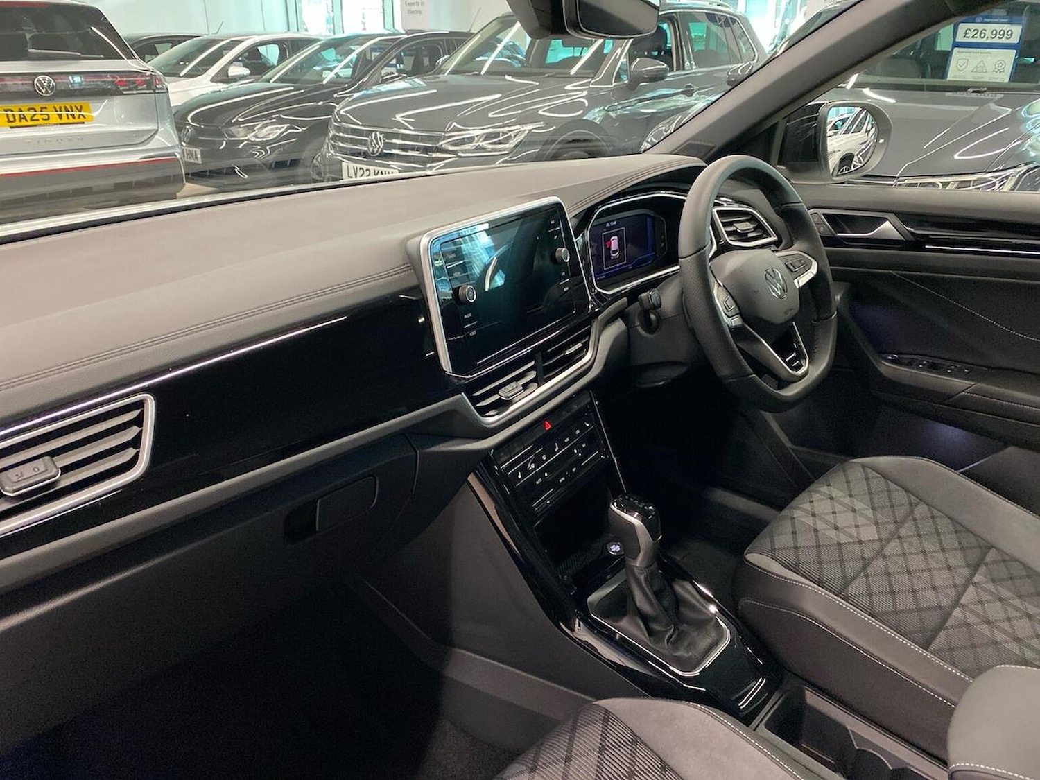 Used Volkswagen T-Roc 2026 for sale - 77888628: Photo 7