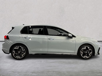 Used Volkswagen Golf 2026 for sale - 79130599: Photo
