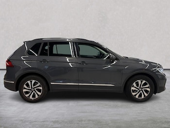 Used Volkswagen Tiguan 2021 for sale - 76380298: Photo