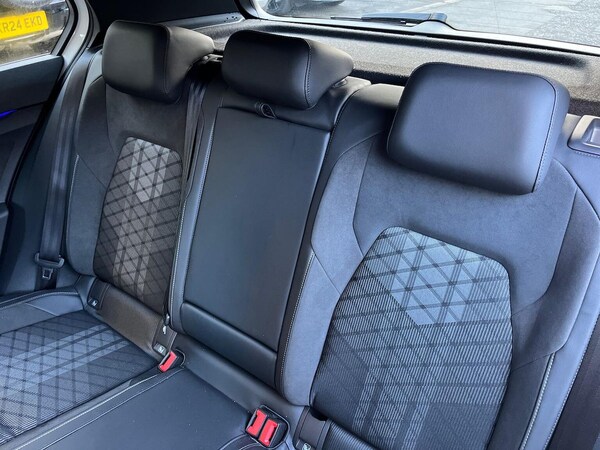 Used Volkswagen Golf 2025 for sale - 75999690: Photo 16